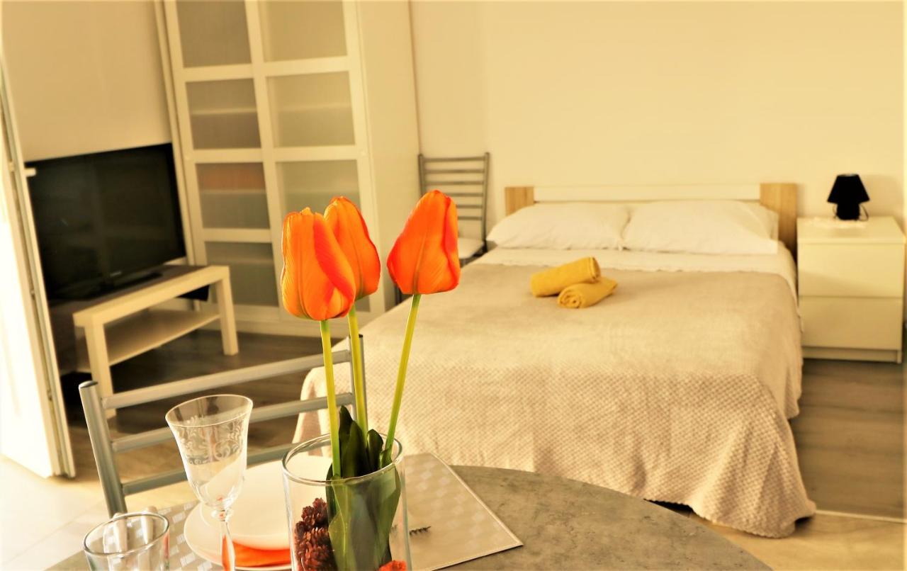 Apartmani Pablo Pag Town Eksteriør bilde
